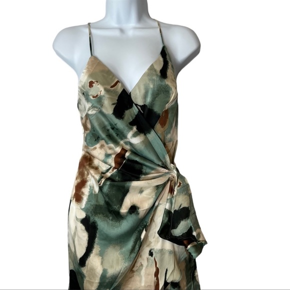 NWT Hello Molly Timely Arrival Mini Dress in Green - Picture 6 of 15